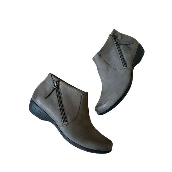 Dansko Women's Fifi Ankle Boot Grey Burnished Nubuck size EU 38 US 7.5-8 - Picture 2 of 11